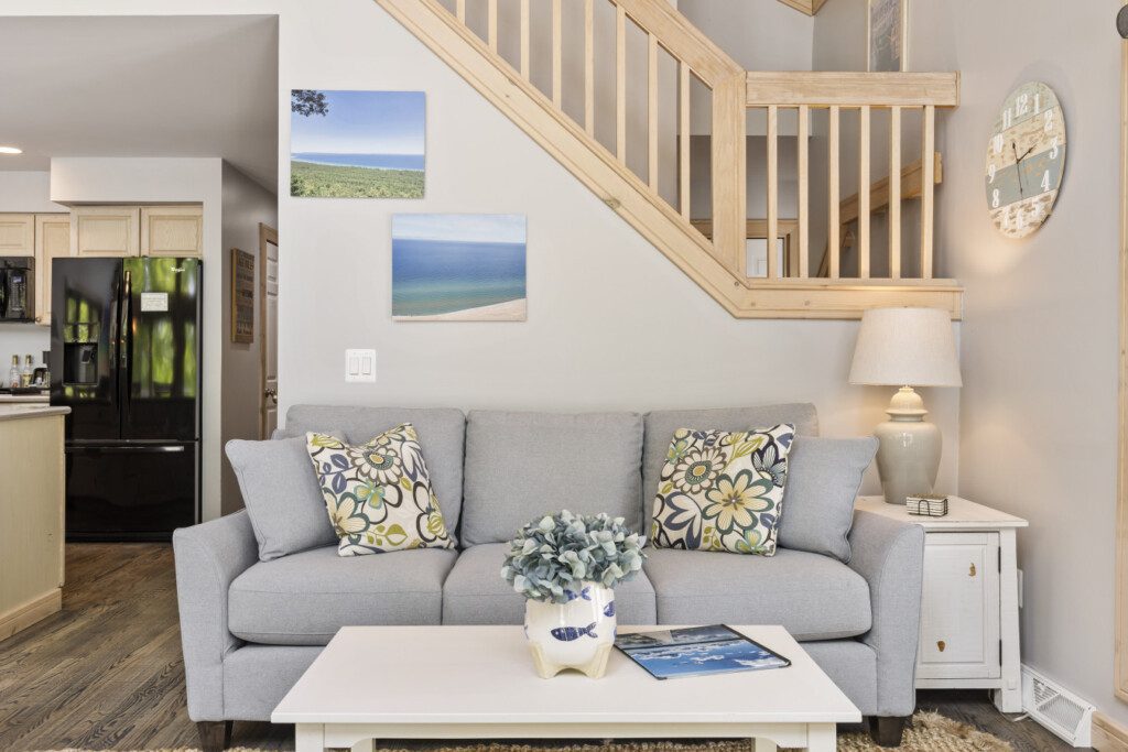 74299 380568 RbaKyhKScBUKuvOTtBp4LsvgQYAckUsDTRfjpL8OQ4s 6842e048b7a53.jpg