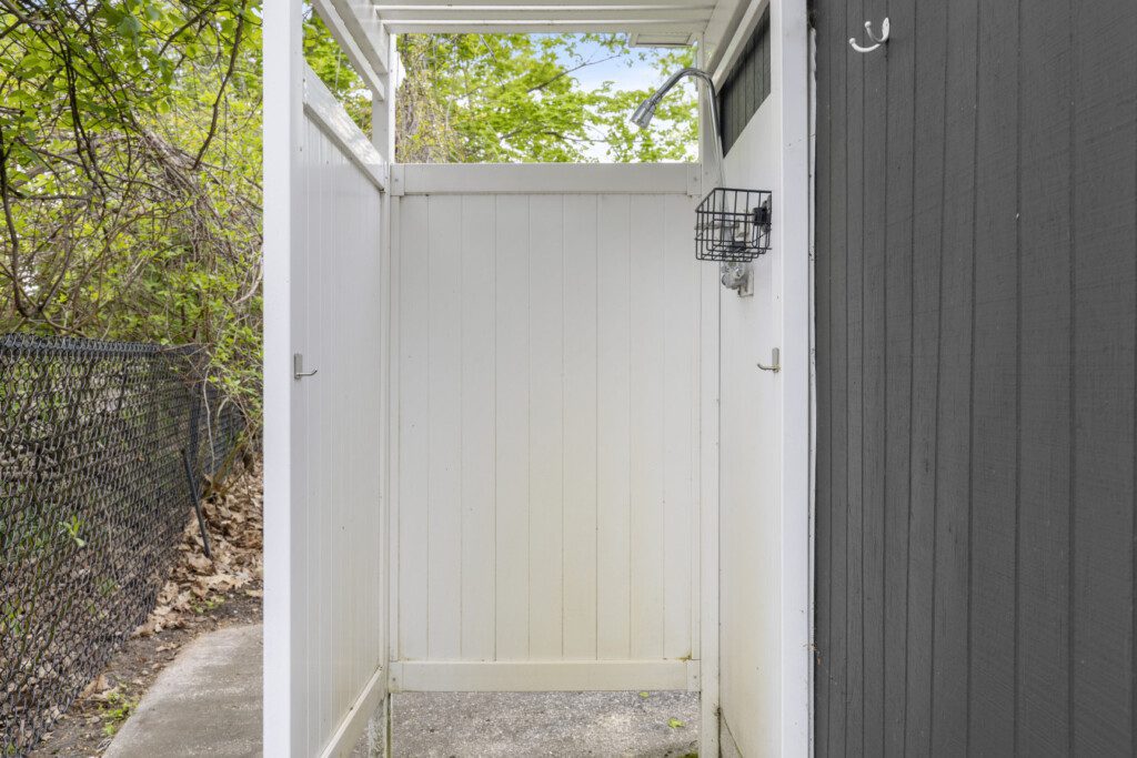 74299 385876 fdBnC8KzZnsXvH2snqyhxdw6dr 1OKyQrBQyi4mRiDA 682f801a54677.jpg